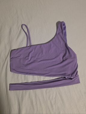 One Shoulder Cut Out Croped Tank